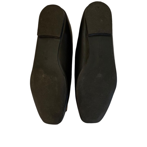 BATA Ballet Flats Classic Black Gold Hardware Dainty Almond Toe EU 38 US 7-7.5 - Picture 7 of 11